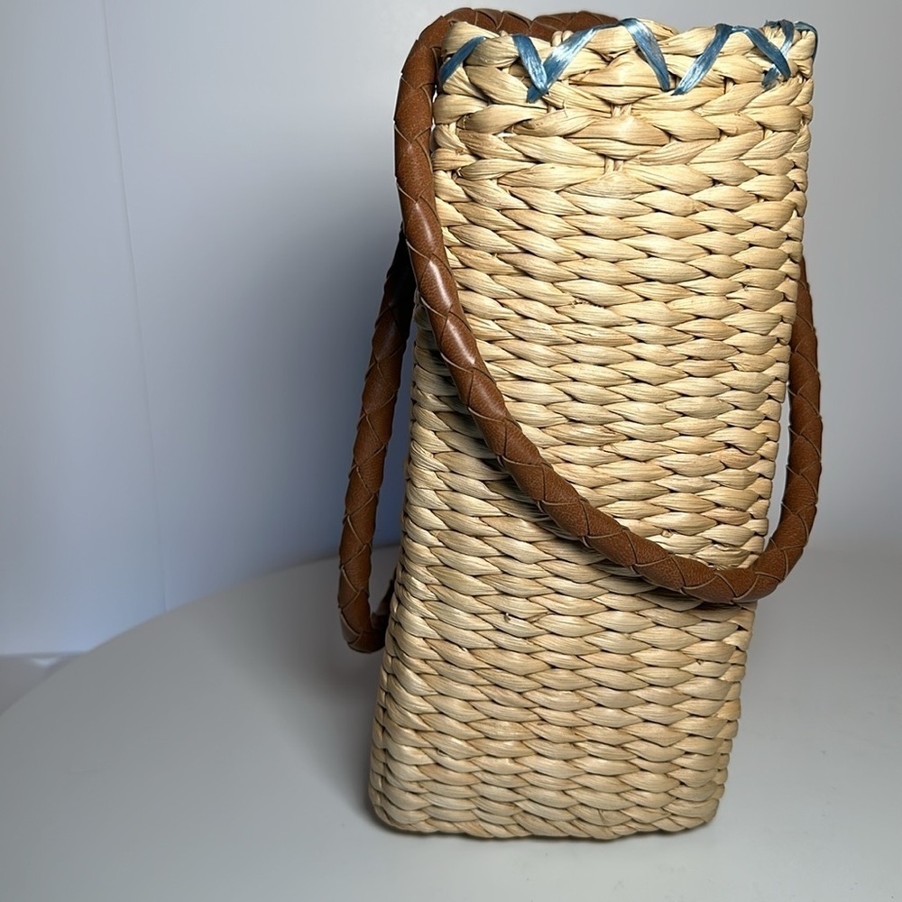 AVON 2005 BEACH used Straw Tote bag with blue dragonflies large shoulder - Picture 7 of 13